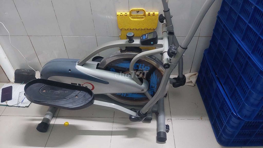 Nhà dư nên bán Máy Tập chạy bộ toàn thân