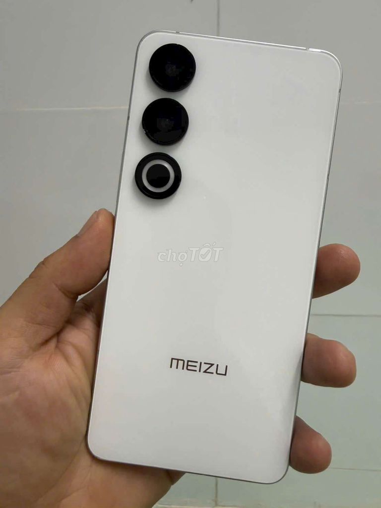 Meizu 21 Note 256GB Trắng 98%. Mua bán Điện thoại tại Thành phố Bến Tre Bến Tre được đăng bởi Lê Trường hình 1