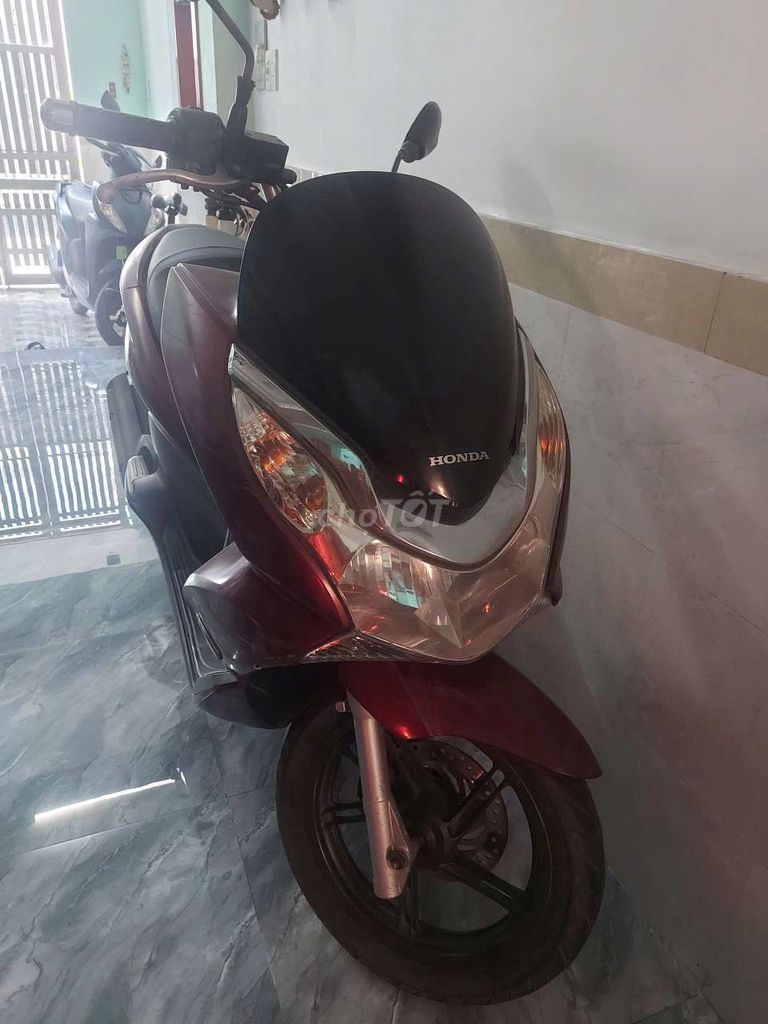 Хонда PCX 2014 красная