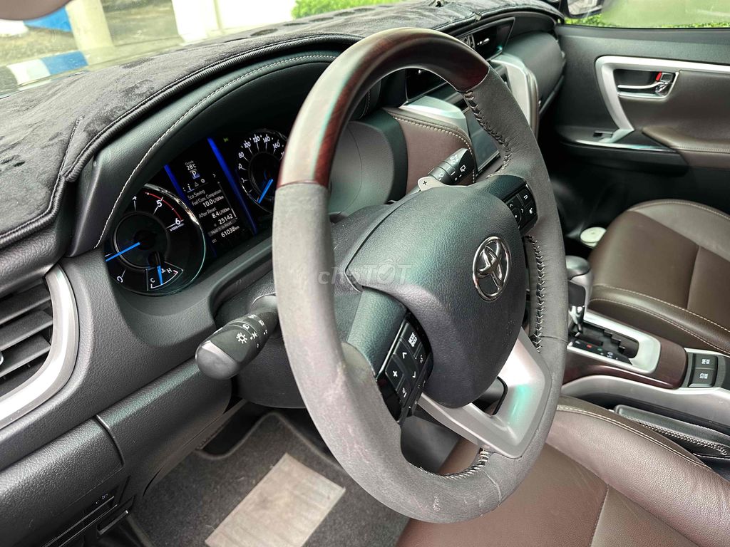 Toyota Fortuner 2018 2.4G 4x2 AT - 60000 km. Mua bán Ô tô tại Quận 12 Tp Hồ Chí Minh được đăng bởi F2Auto hình 10