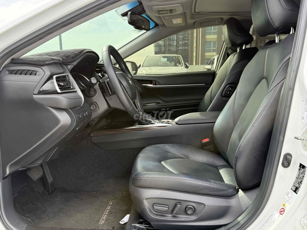 Toyota Camry 2019 2.5Q - 45000 km - Xăng Cao Cấp. Mua bán Ô tô tại Quận Bình Thạnh Tp Hồ Chí Minh được đăng bởi Công Sang hình 8