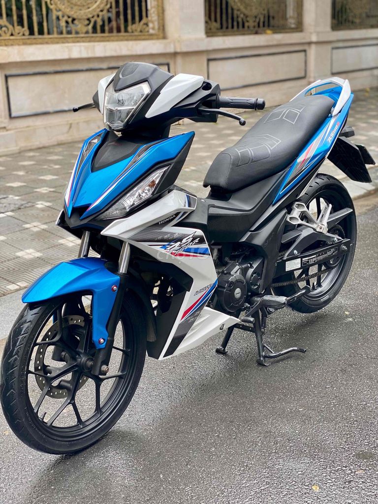 Honda Winner V1 в отличном состоянии, родной мотор, супер качество