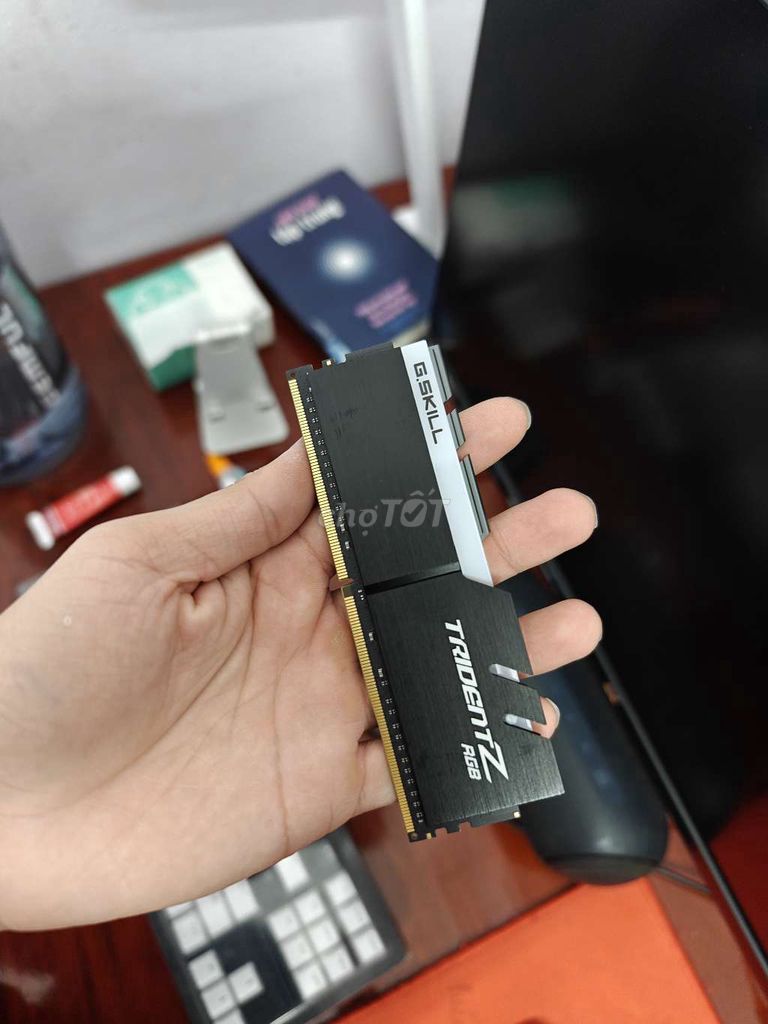 RAM G.Skill Trident Z RGB 32GB DDR4. Mua bán Linh kiện (RAM, Card...) tại Huyện Kim Động Hưng Yên được đăng bởi Lộc hình 1