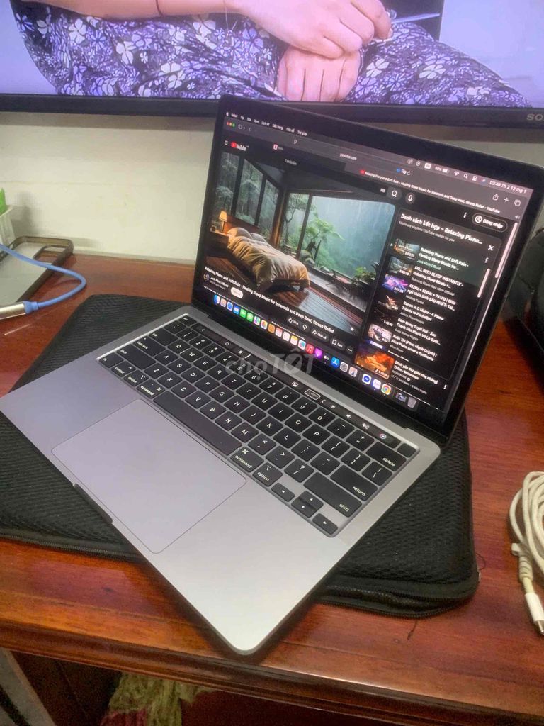 Apple MacBook Pro 2020 Xám 8GB/256GB. Mua bán Laptop tại Quận Bình Tân Tp Hồ Chí Minh được đăng bởi Thành Lợi hình 1