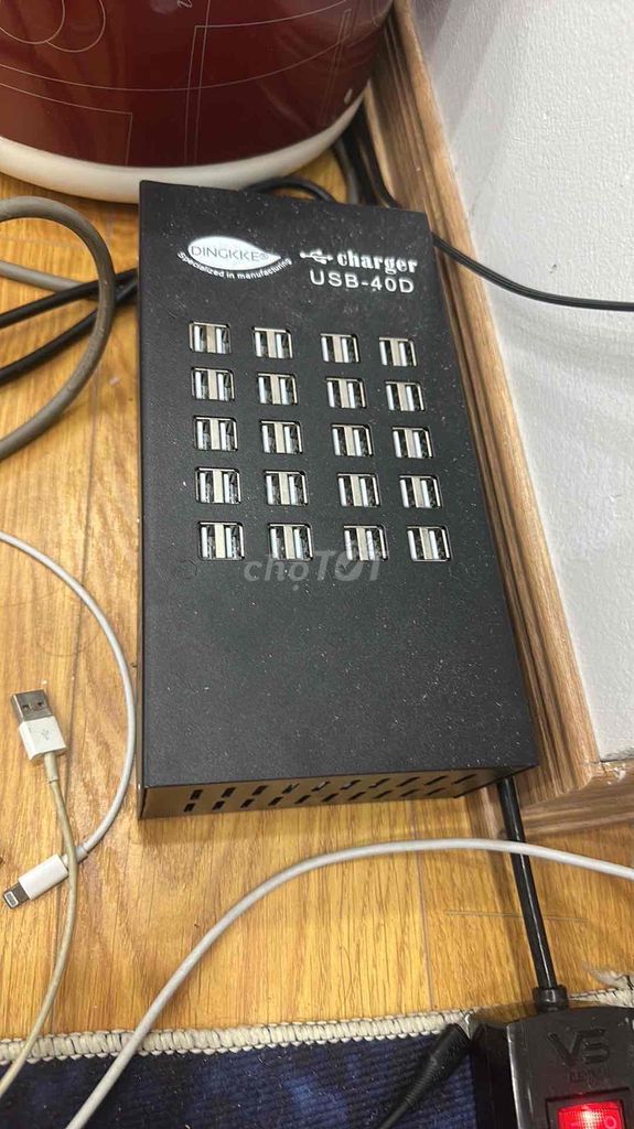 Bộ sạc DINGKKE USB-40D Đen. Mua bán Phụ kiện (Màn hình, Chuột...) tại Quận Đống Đa Hà Nội được đăng bởi Loan hình 1