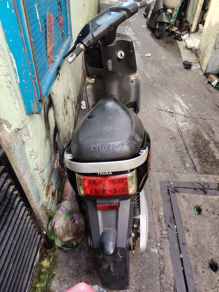 Bán yadea ulike ( ko bình)hoạt động bình thường. Mua bán Xe điện tại Quận 4 Tp Hồ Chí Minh được đăng bởi A út  hình 3