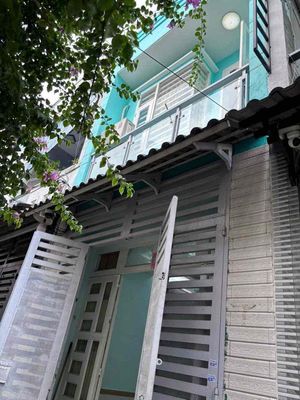 Townhouse 54 m² · 3 bed · Đường số 3