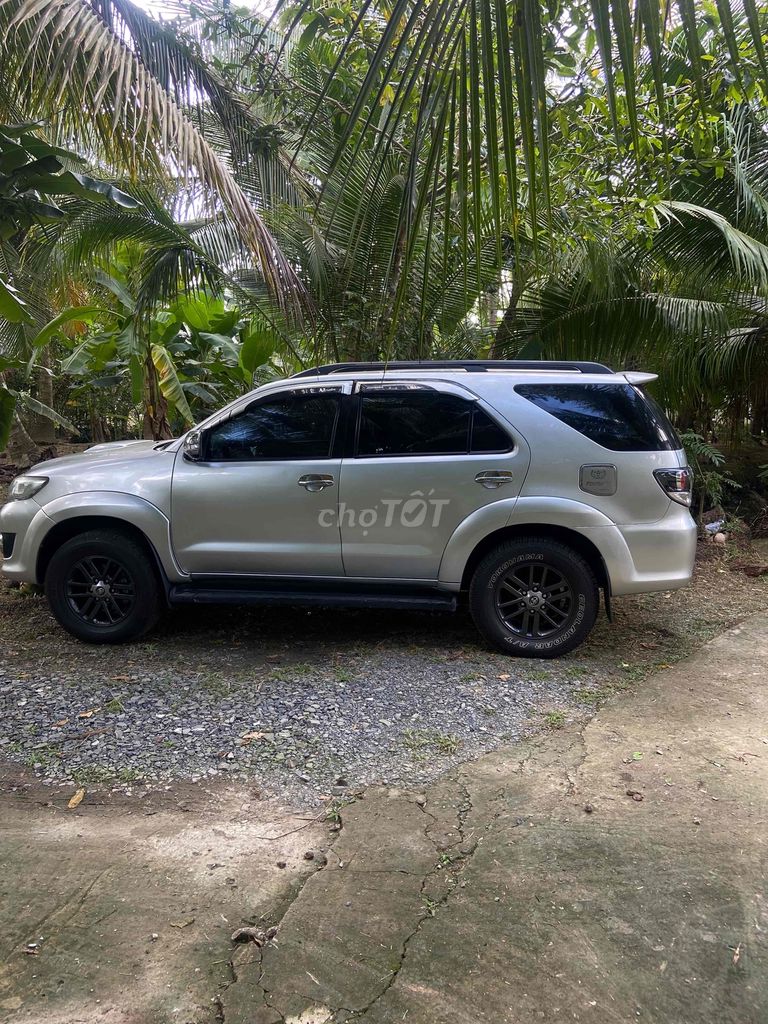 Toyota Fortuner 2015 2.5G 4x2. Mua bán Ô tô tại Quận Gò Vấp Tp Hồ Chí Minh được đăng bởi hung hình 2