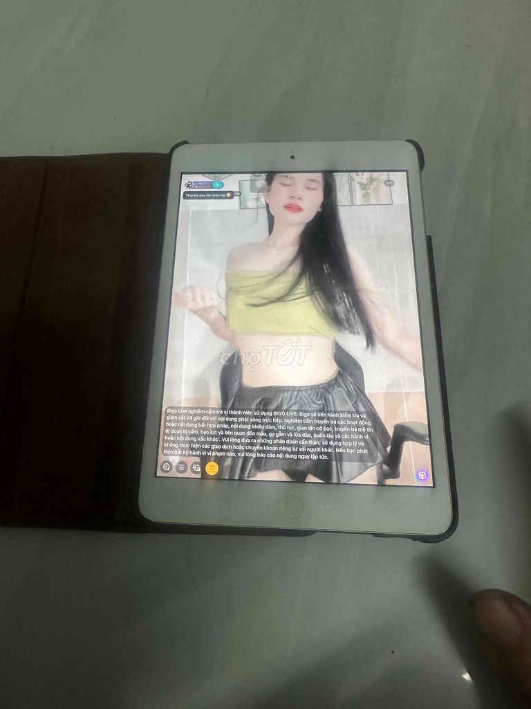 Apple iPad Mini Trắng. Mua bán Máy tính bảng tại Quận Phú Nhuận Tp Hồ Chí Minh được đăng bởi Lê Văn Long hình 1