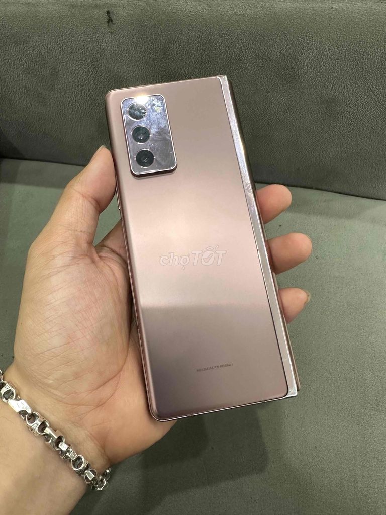 Samsung Z Fold2 256GB Đồng. Mua bán Điện thoại tại Quận Đống Đa Hà Nội được đăng bởi Ng Hoang Anh hình 1