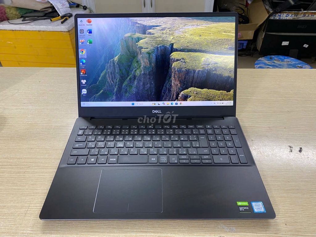 Dell Vostro 7590 Gaming Vỏ Nhôm Mỏng Nhẹ Siêu Ngon. Mua bán Laptop tại Quận Nam Từ Liêm Hà Nội được đăng bởi Danh Mạnh hình 1