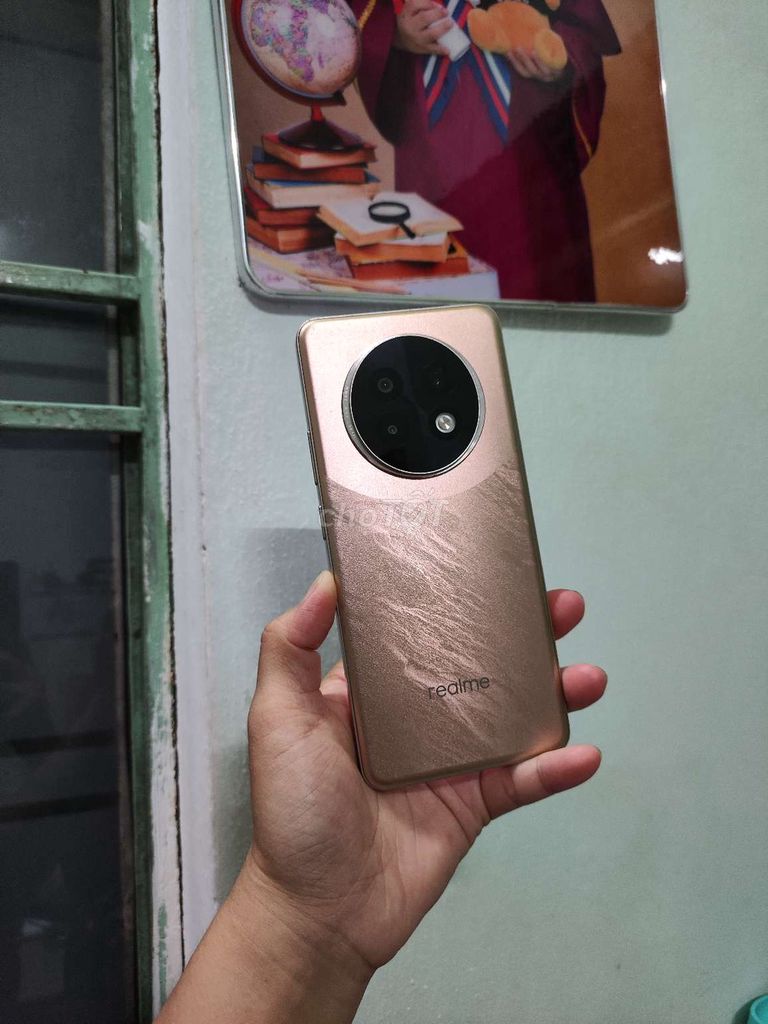 Realme 13+ 5G 12GB/256GB Vàng đồng, nguyên rin. Mua bán Điện thoại tại Quận Hải Châu Đà Nẵng được đăng bởi hieu nguyen  hình 1