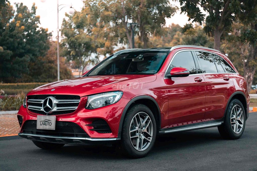 Mercedes Benz GLC 2019 300 - 68000 km. Mua bán Ô tô tại Quận 7 Tp Hồ Chí Minh được đăng bởi TrầnKimLA hình 1