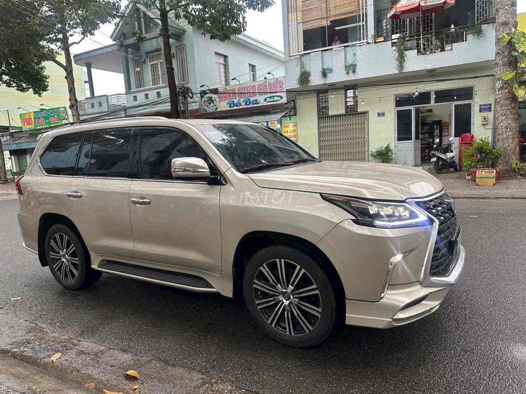 Lexus LX 2019 570 Super Sport - 45000 km. Mua bán Ô tô tại Quận 7 Tp Hồ Chí Minh được đăng bởi auto thanh tâm  hình 4