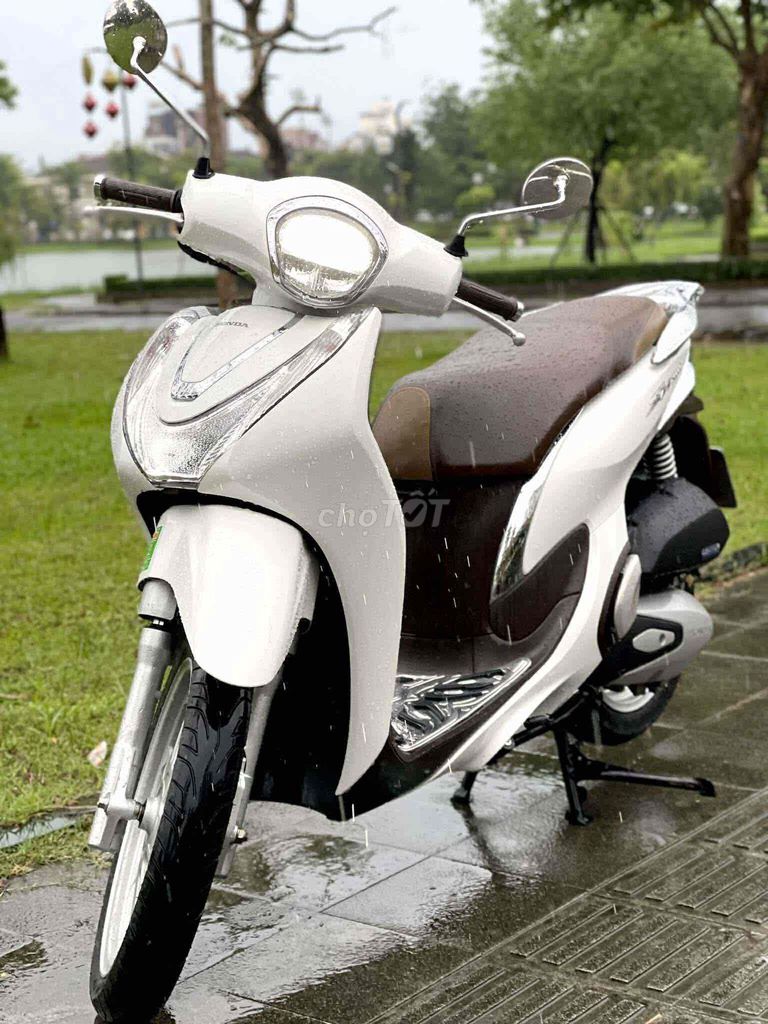 bán sh mode cuối 12/2020 phanh abs zin 95%. Mua bán Xe máy tại Thành phố Huế Thừa Thiên Huế được đăng bởi phan bá tịnh hình 5