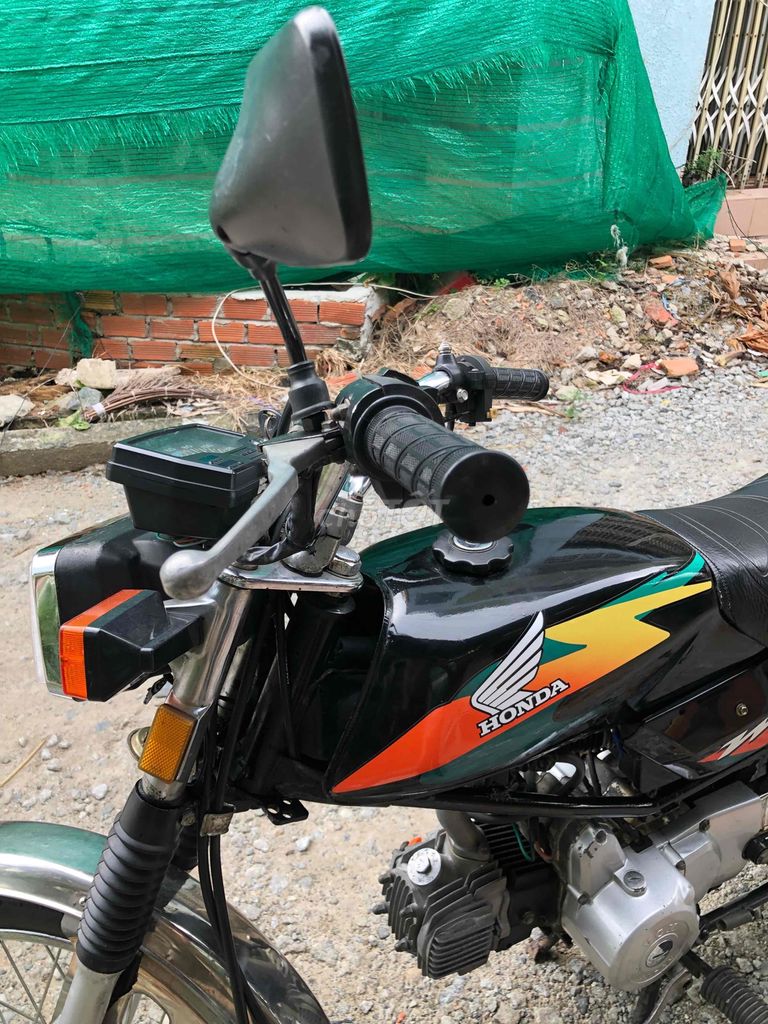 win tàu Máy chạy cực êm  như xe Nhật. Mua bán Xe máy tại Huyện Châu Thành An Giang được đăng bởi Phan Huu Thanh hình 4