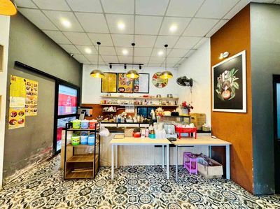 Mặt bằng cho thuê quán cà phê , takeawway. Cho thuê văn phòng, mặt bằng kinh doanh tại Huyện Đức Hòa Long An được đăng bởi Tuấn single