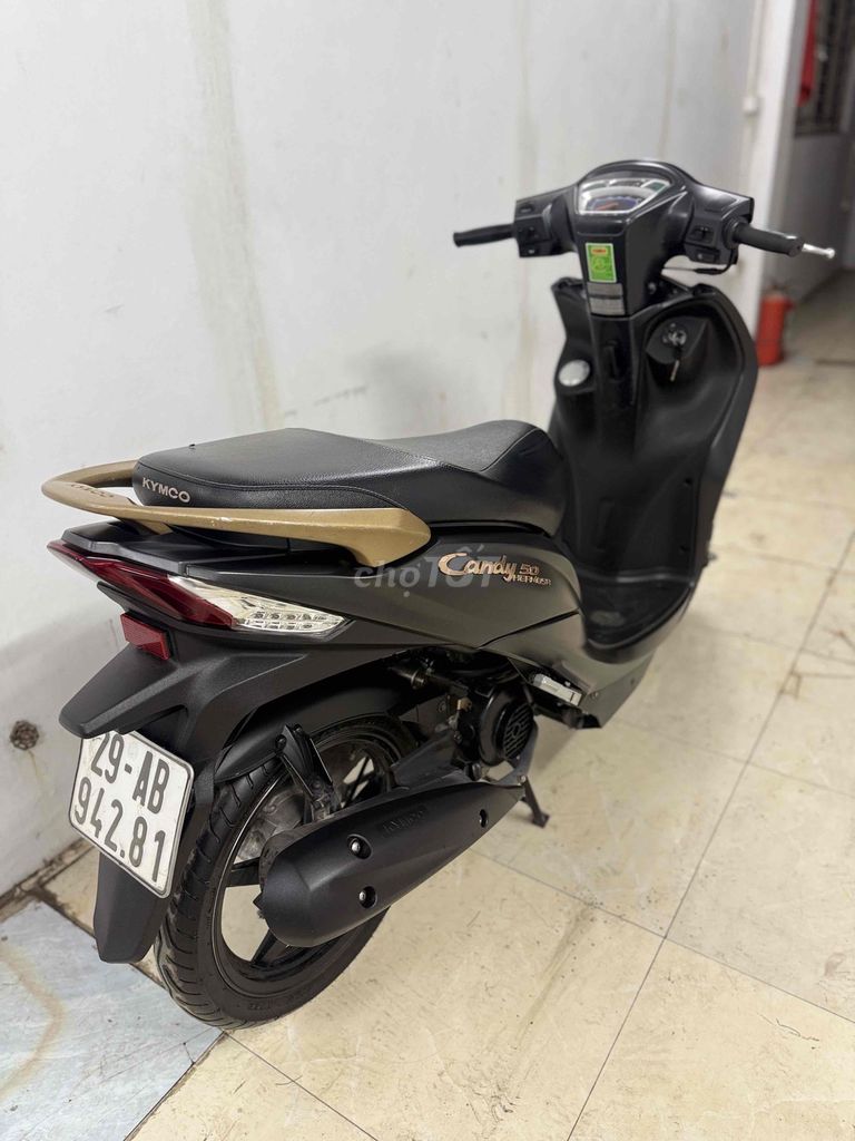 Thanh lý Kimco Candy hermosa 50cc bản đặc biệt. Mua bán Xe máy tại Quận Bắc Từ Liêm Hà Nội được đăng bởi Hữu Nhuận hình 3