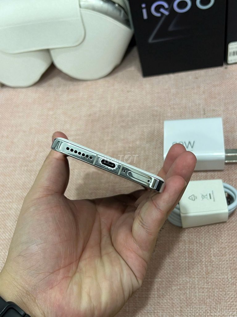 Xiaomi Mi 14 12/256 Trắng sạc 90w có ship COD. Mua bán Điện thoại tại Quận Hoàng Mai Hà Nội được đăng bởi Trần Ngọc Hiếu hình 4