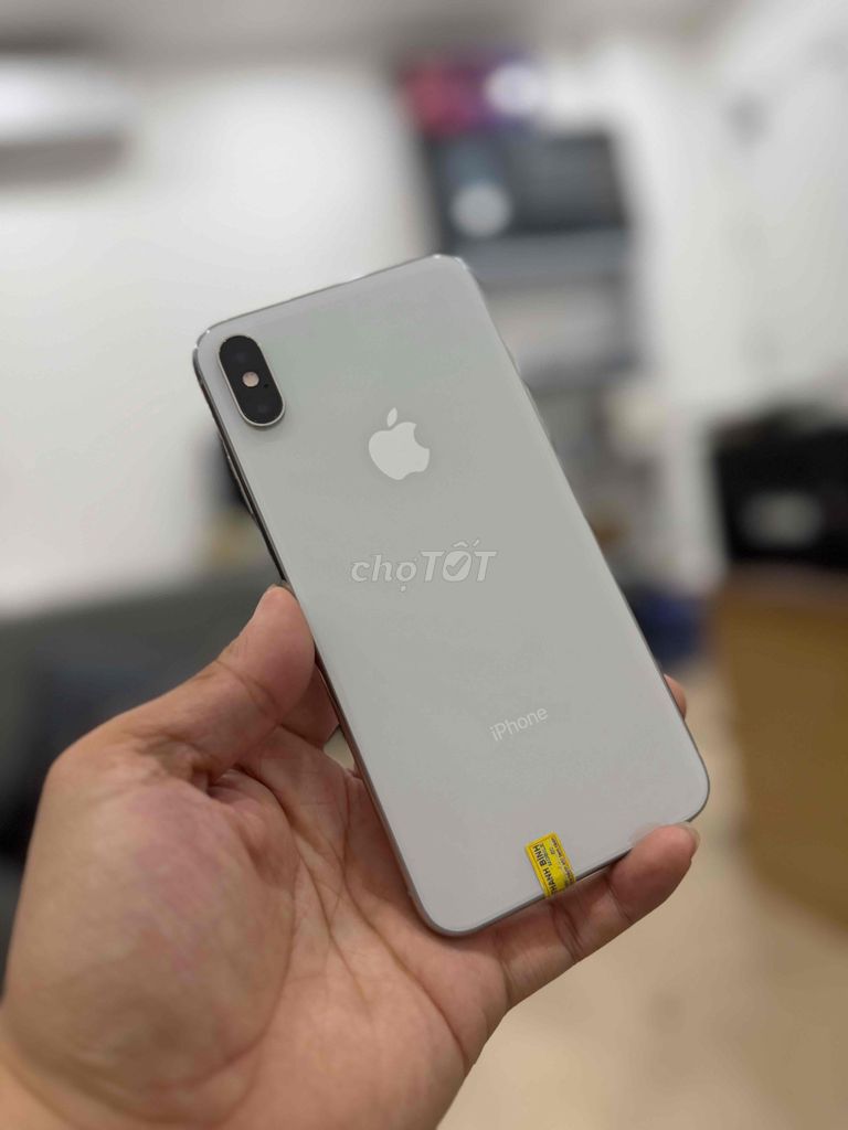 iPhone XS Max 64GB Bạc Like New. Mua bán Điện thoại tại Quận Đống Đa Hà Nội được đăng bởi Ng Hoang Anh hình 1