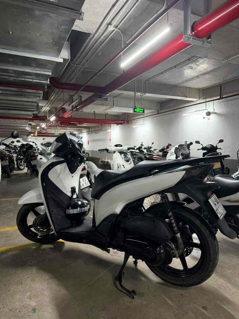 Хонда SH 125i 2016 с полным входом