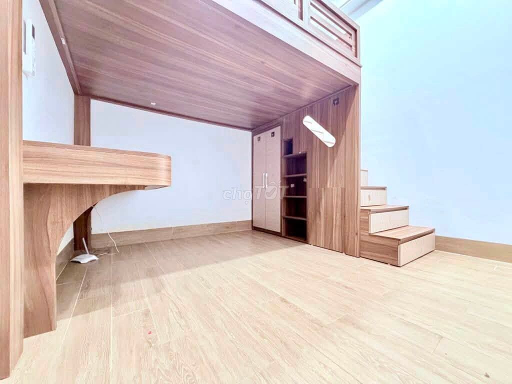 Номер в хостеле 4tr5 Nguyen Duc Canh, меблированный, рядом с BKX