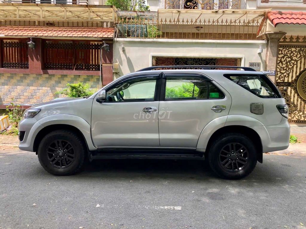 Bán xe Toyota Fortuner bản G máy dầu SX 2016. Mua bán Ô tô tại Quận Gò Vấp Tp Hồ Chí Minh được đăng bởi Sáu Linh hình 10