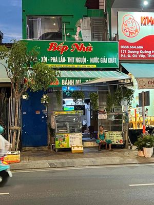 cho thuê mặt bằng ngay mặt tiền dương quảng hàm