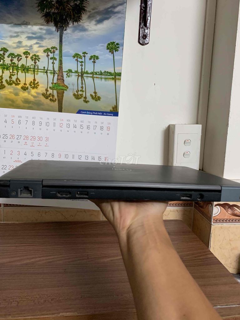 Dell Latitude E7250 core i7-5600u ram 8g ssd 240g. Mua bán Laptop tại Quận 3 Tp Hồ Chí Minh được đăng bởi MrFast hình 4