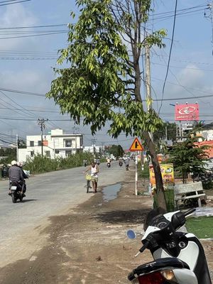 bán nhà ấp 4 xã tân bữu long an