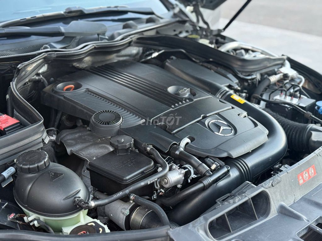 Mercedes C200 Editions 2014 Siêu Đẹp. Mua bán Ô tô tại Quận Thanh Xuân Hà Nội được đăng bởi Nguyễn Tuấn Hoàng hình 15