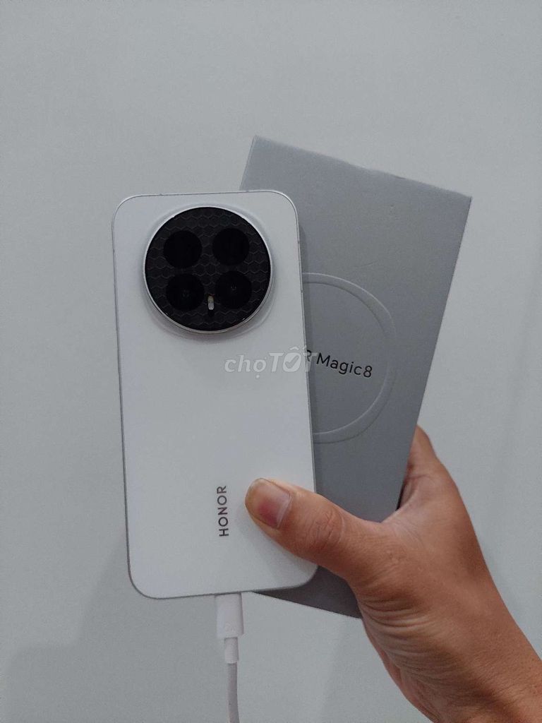 Honor Magic 8 Trắng Như mới. Mua bán Điện thoại tại Quận Hải Châu Đà Nẵng được đăng bởi võ tuan hình 1
