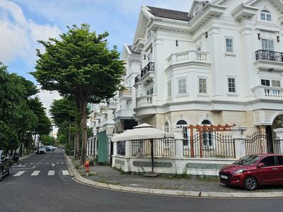 Cần bán gấp căn biệt thự 300m, kdc cityland, p5. Mua bán nhà ở tại Quận Gò Vấp Tp Hồ Chí Minh được đăng bởi Sỷ