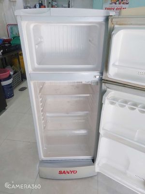Tủ lạnh Sanyo như hình 110 lít đang xài cực tốt