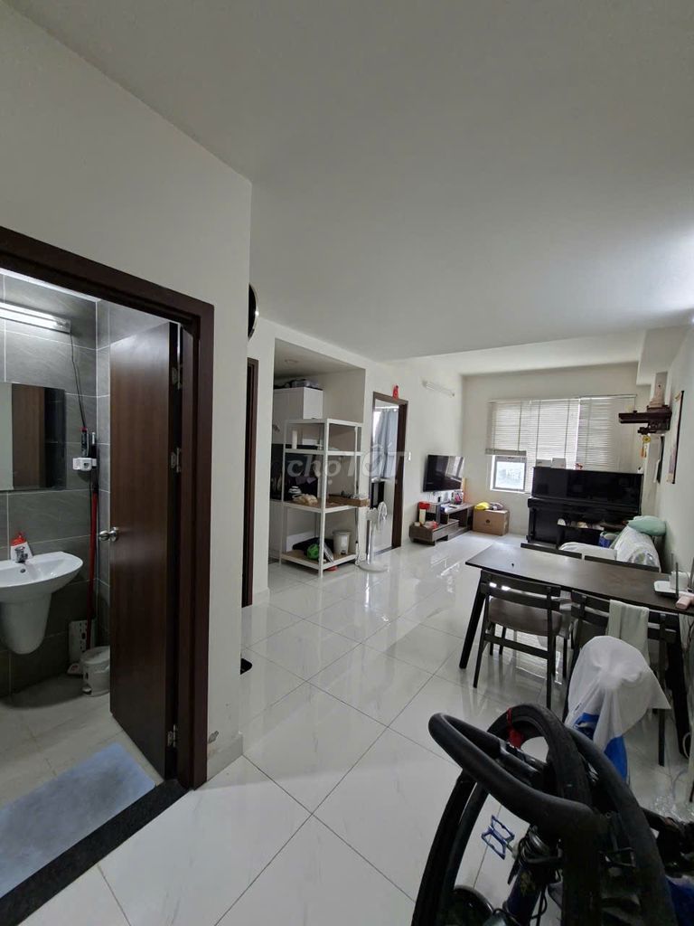 Cho thuê Ch Green River 2PN 2WC giá 10.5 triệu full nội thất ở quận 8