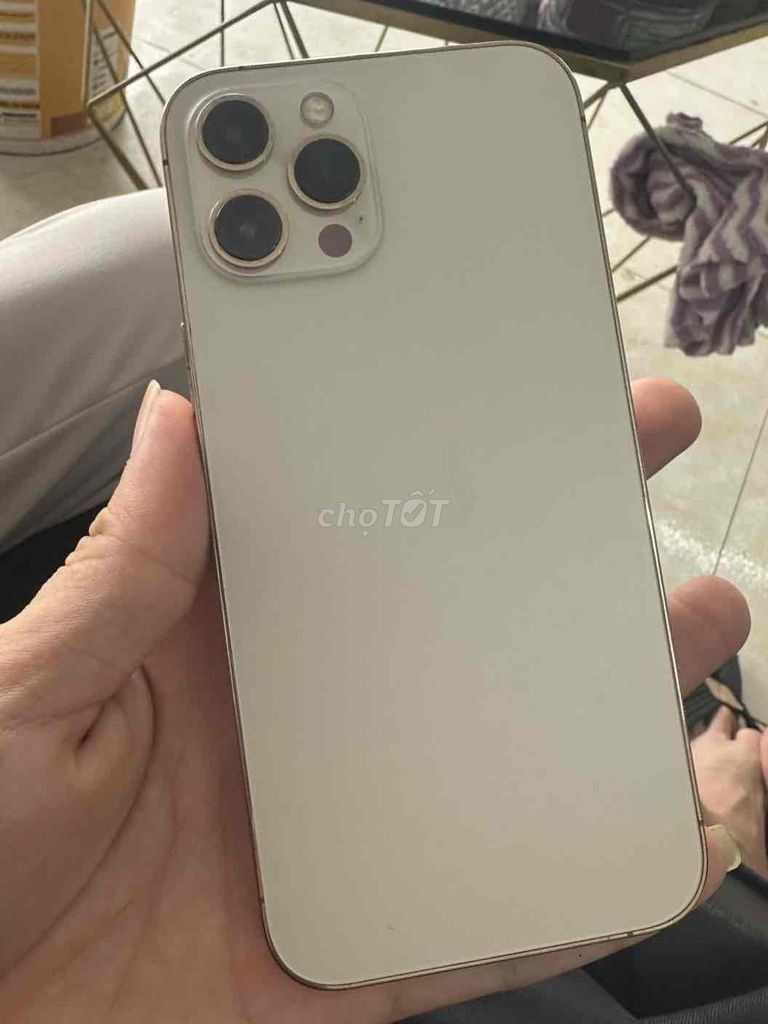 iPhone 12 Pro Max 256GB Vàng lock mỹ. Mua bán Điện thoại tại Thị xã Nghi Sơn Thanh Hóa được đăng bởi Nguyễn Hải hình 1