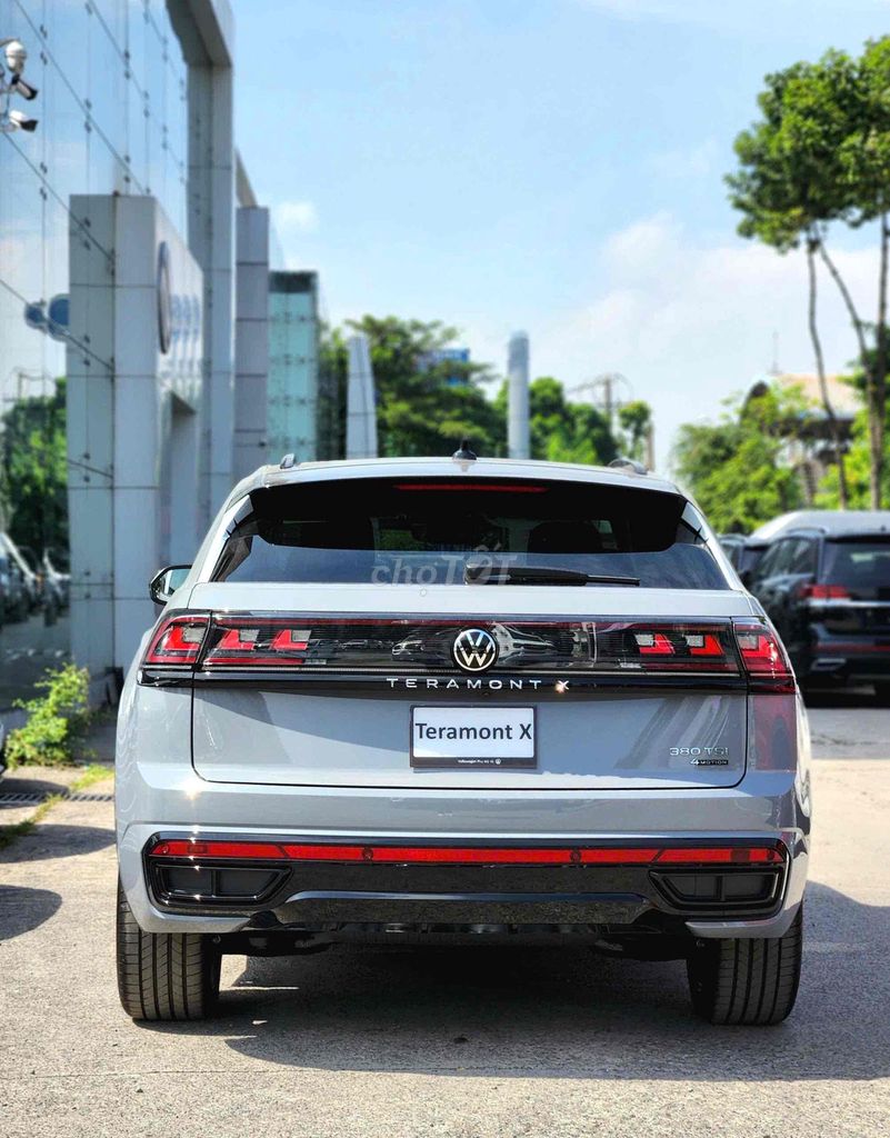 TERAMONT X - ƯU ĐÃI 50% THUẾ - NHẬN XE CHỈ 335TR. Mua bán Ô tô tại Thành phố Thủ Đức Tp Hồ Chí Minh được đăng bởi Vinh Nguyễn Volkswagen hình 7