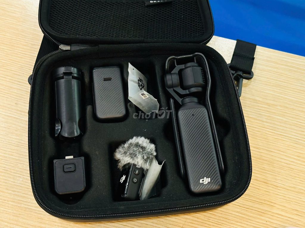 Máy quay DJI Pocket 3 Combo . Mua bán Máy ảnh, Máy quay tại Quận Đống Đa Hà Nội được đăng bởi Bảo Táo Store hình 1