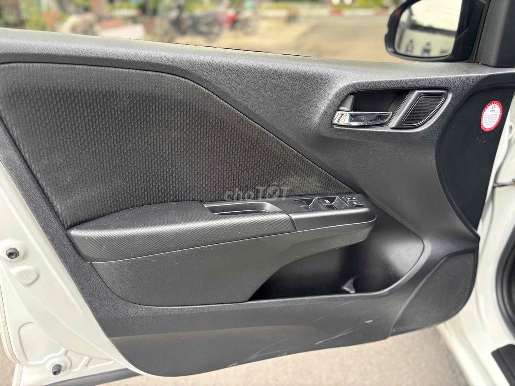 Honda City 2017 1.5 CVT - 87000 km. Mua bán Ô tô tại Quận 8 Tp Hồ Chí Minh được đăng bởi Cửa hàng ô tô cũ TRUST CARS hình 10