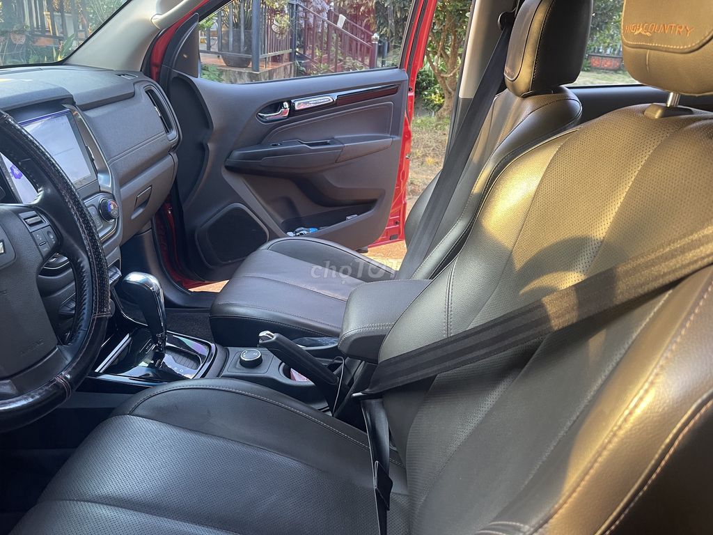 Colorado 2017 High Country 2.8L 4x4 AT - 75 000km. Mua bán Ô tô tại Thị Xã Buôn Hồ Đắk Lắk được đăng bởi thoi ngoc hình 3