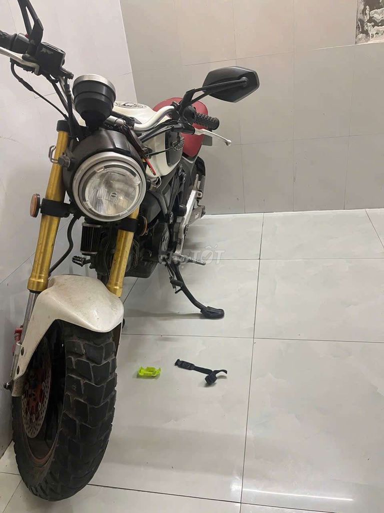 Dư xe cần bán hết chỗ để. Mua bán Xe máy tại Thành phố Long Xuyên An Giang được đăng bởi Ngoc Thuy  hình 4