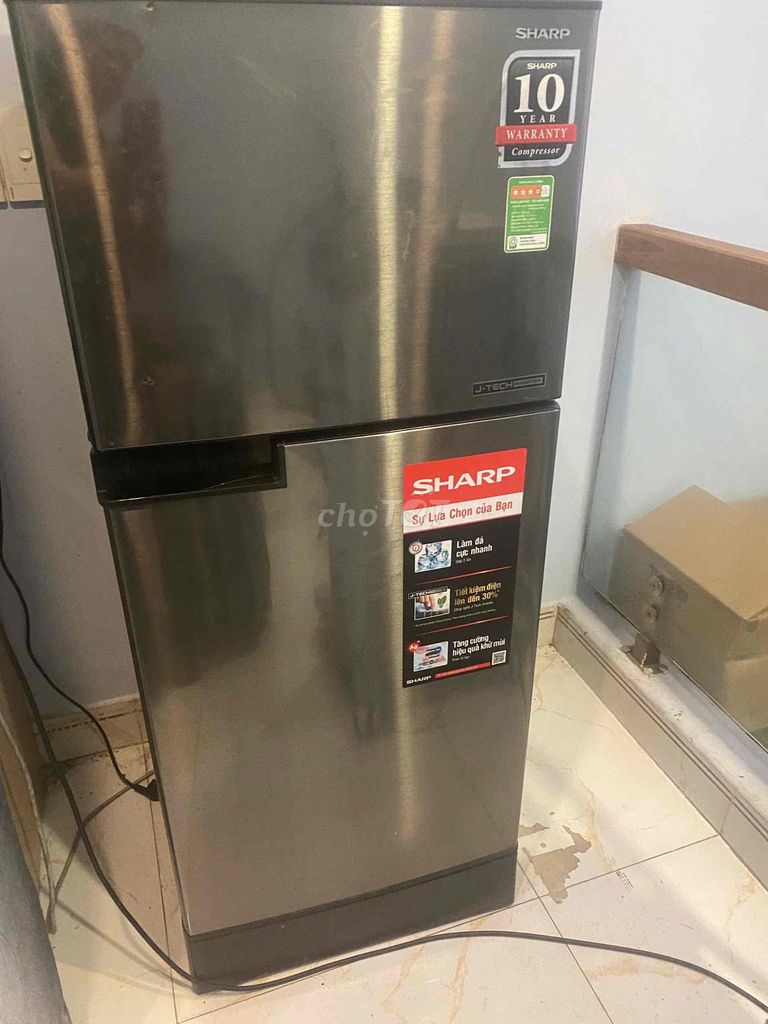 Tủ lạnh Sharp Xám. Mua bán Tủ lạnh tại Quận 6 Tp Hồ Chí Minh được đăng bởi Cường hình 1