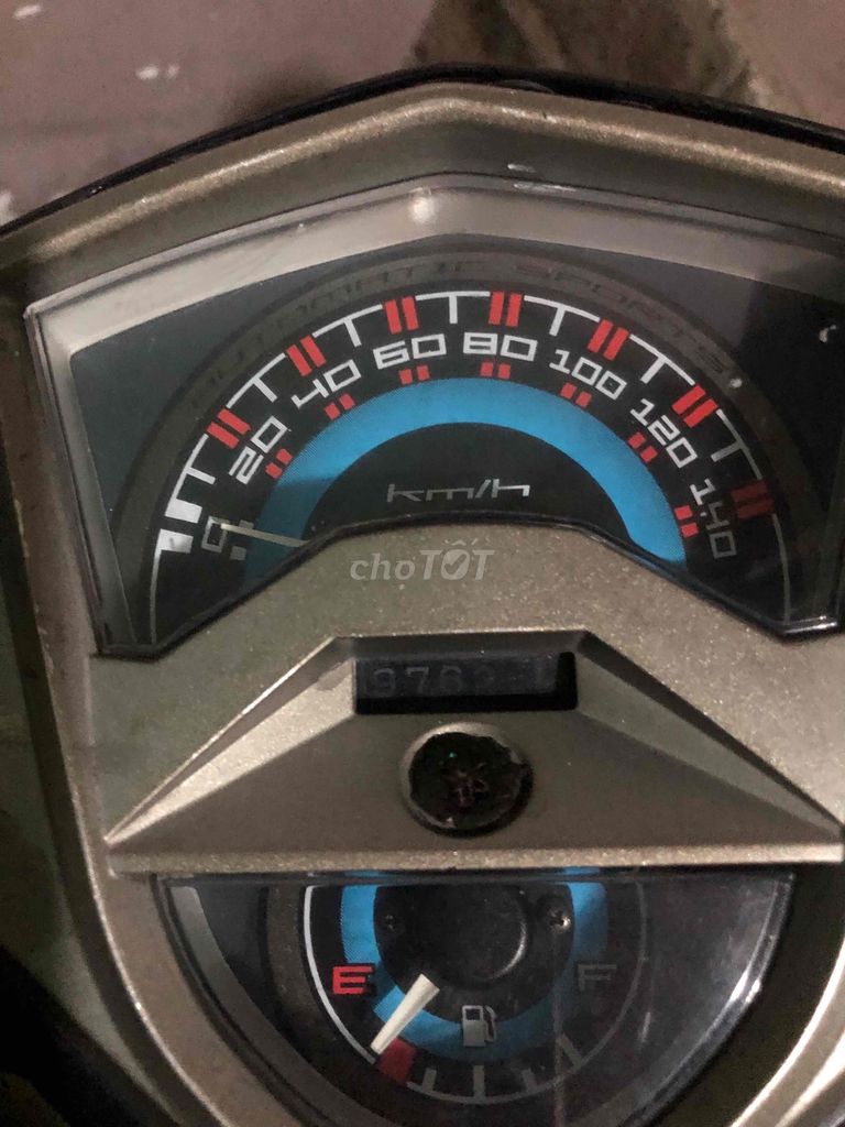 xe máy. Mua bán Xe máy tại Quận 6 Tp Hồ Chí Minh được đăng bởi Hoàng Trần Bảo Trân hình 2