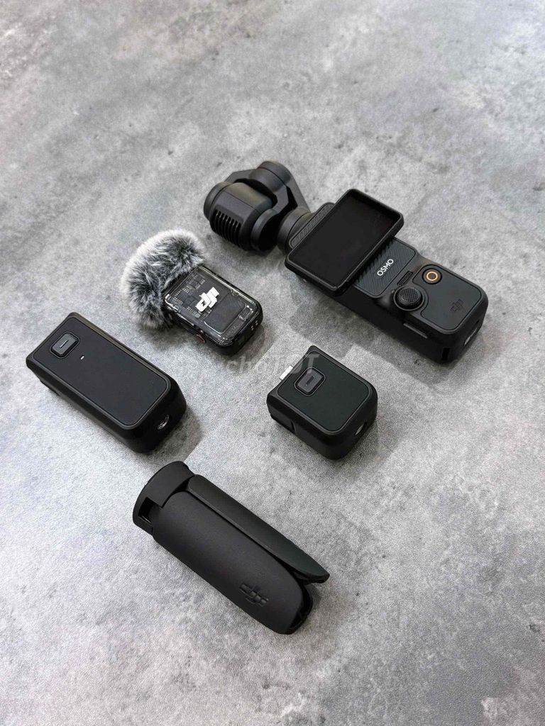 Máy quay vlog DJI Pocket 3 Combo Đen Đã sử dụng. Mua bán Máy ảnh, Máy quay tại Quận Thanh Khê Đà Nẵng được đăng bởi Minh Đại hình 1