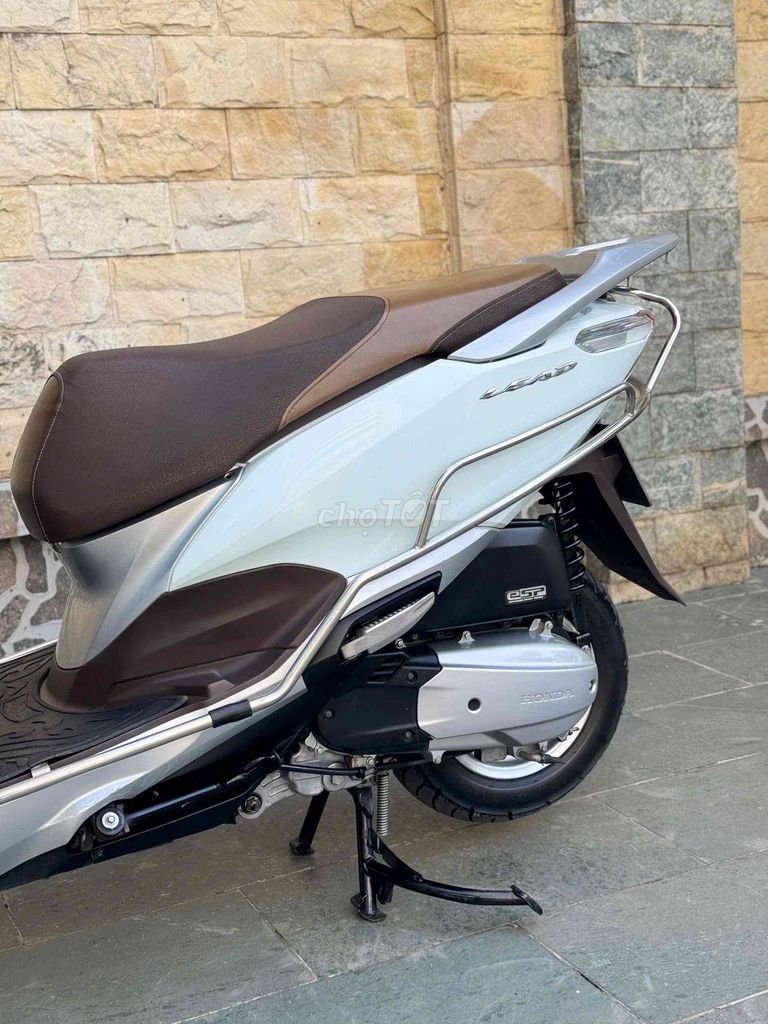 Lead 125fi đèn led  khoá smartkey cuối 2019 , 1chu. Mua bán Xe máy tại Quận Cầu Giấy Hà Nội được đăng bởi nguyễn bích thuỷ hình 12