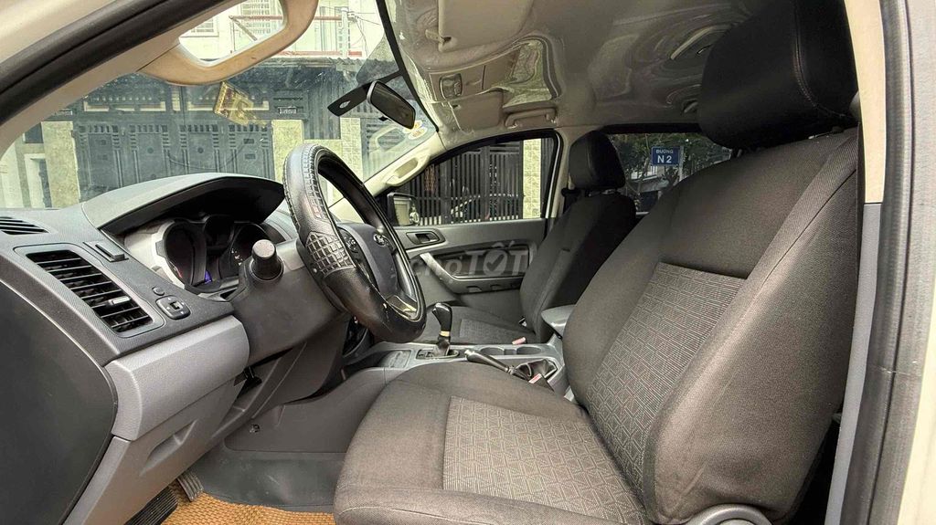 🔥 FORD RANGER XLS AT 1 CẦU – ĐỜI 2015 / ĐK 2016 –. Mua bán Ô tô tại Thành phố Dĩ An Bình Dương được đăng bởi Huy Luân Auto hình 14