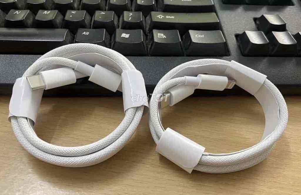 Bộ sạc nhanh iPhone dây dù Trắng. Mua bán Phụ kiện (Màn hình, Chuột...) tại Quận Cẩm Lệ Đà Nẵng được đăng bởi Nguyễn Lê hình 1