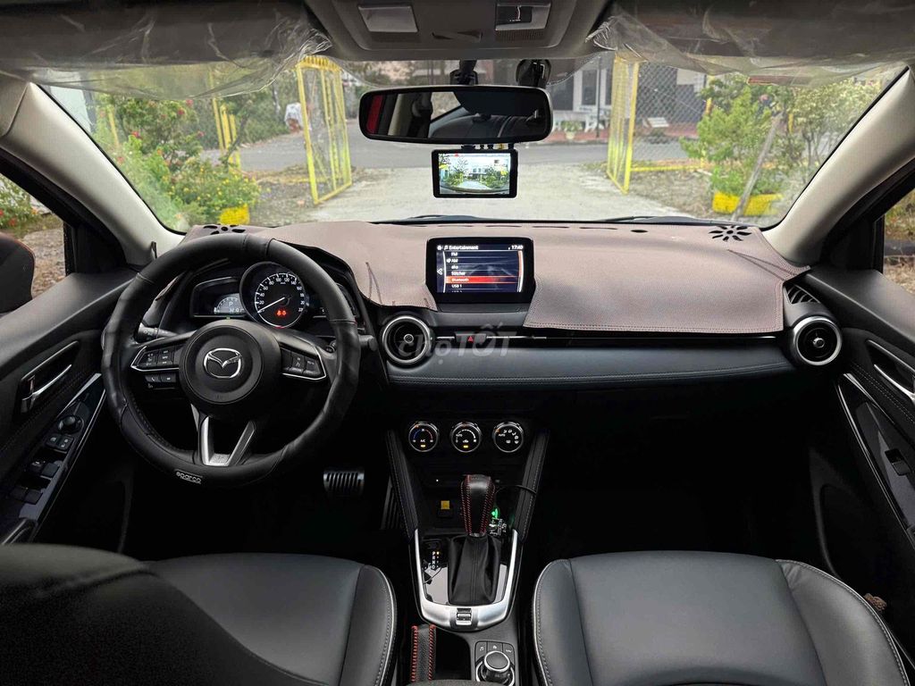 Mazda 2 Đỏ 5 chỗ Số tự động. Mua bán Ô tô tại Quận Cái Răng Cần Thơ được đăng bởi Xe ô tô lướt hình 6