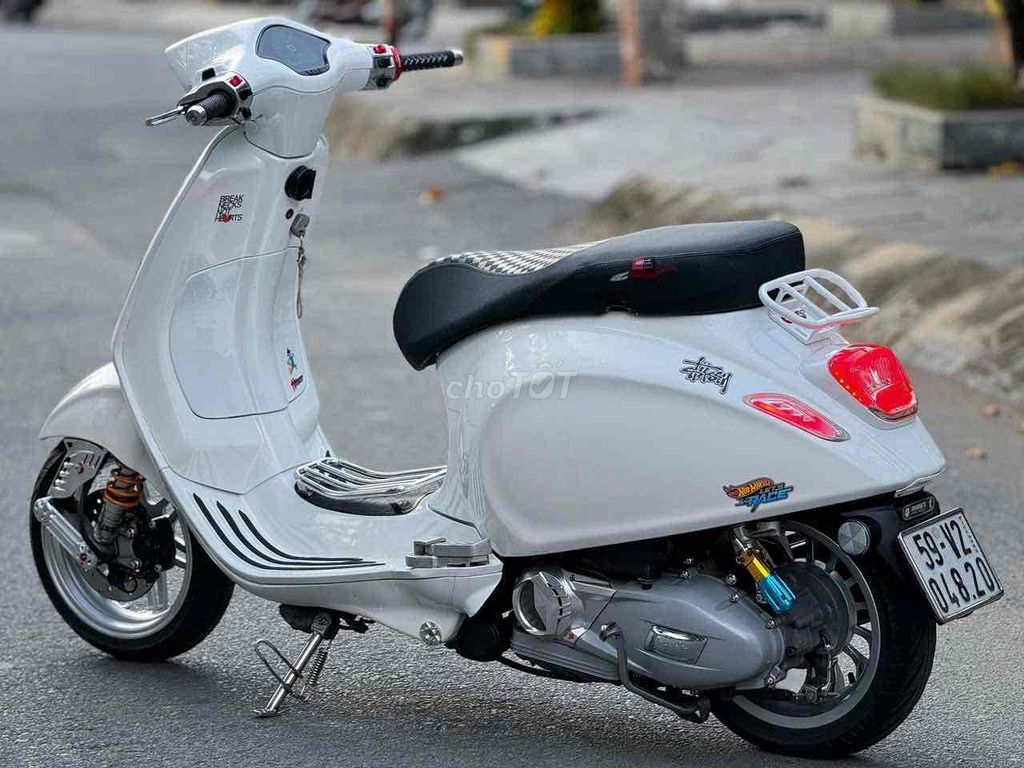 vespa 125 dọn full kiễng đẹp keng nợ xấu trả 50% ạ. Mua bán Xe máy tại Quận Bình Tân Tp Hồ Chí Minh được đăng bởi Xe Máy Qúy Le hình 4