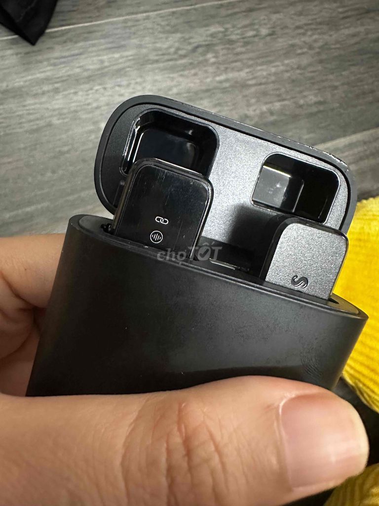 Microphone không dây Livestream new 99%. Mua bán Tivi, Âm thanh tại Quận Hoàng Mai Hà Nội được đăng bởi Benz 2hand hình 1